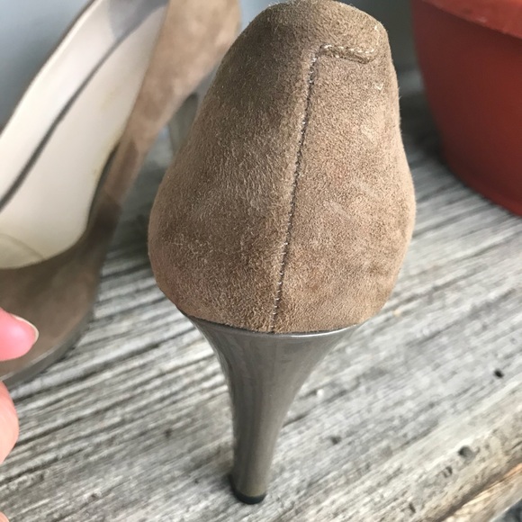 Suede peep toe heels - Picture 6 of 6